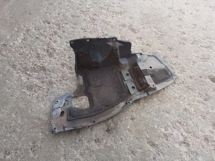Toyota Avensis T250 (2006 - 2009) 5140905040 Защита двигателя — фото 1