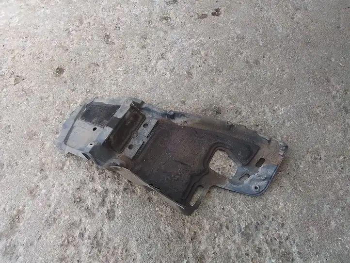 Toyota Avensis T250 (2006 - 2009) 5140905040 Защита двигателя — фото 4