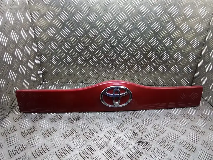 Toyota Prius (XW20) (2003 - 2009) 7680147050 Подсветка номера — фото 1