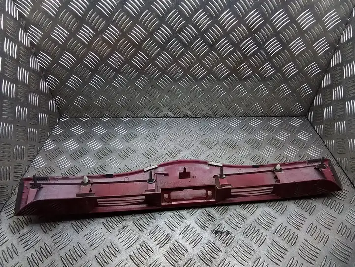 Toyota Prius (XW20) (2003 - 2009) 7680147050 Подсветка номера — фото 2