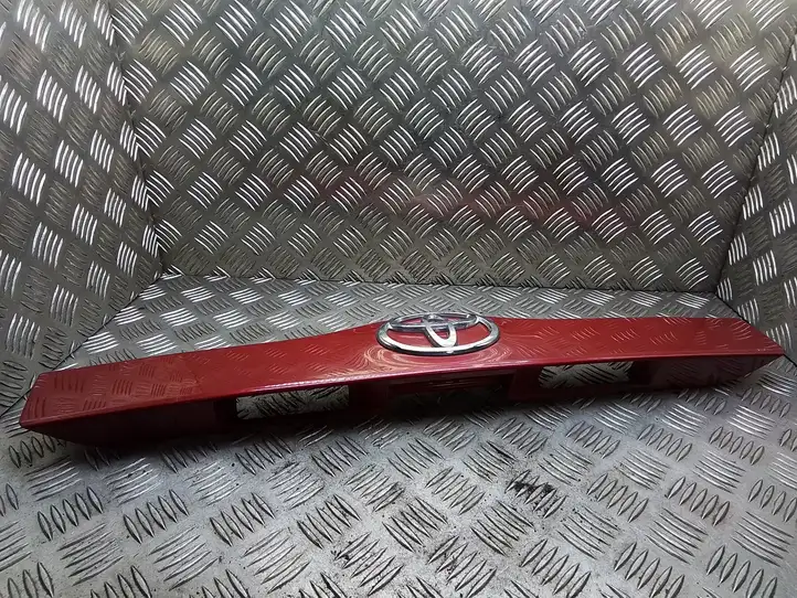 Toyota Prius (XW20) (2003 - 2009) 7680147050 Подсветка номера — фото 3