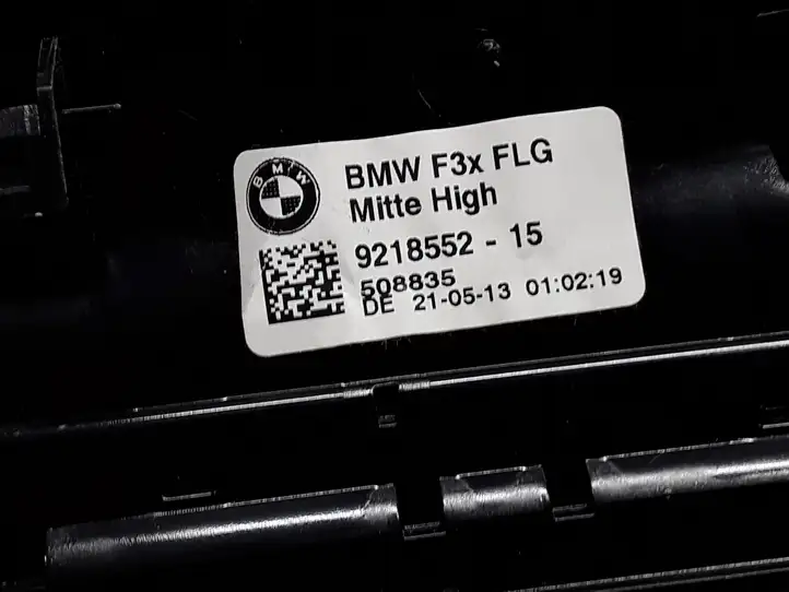 BMW 3 F30 F35 F31 (2012 - 2018) 9218552 Центральный воздушный дефлектор — фото 8