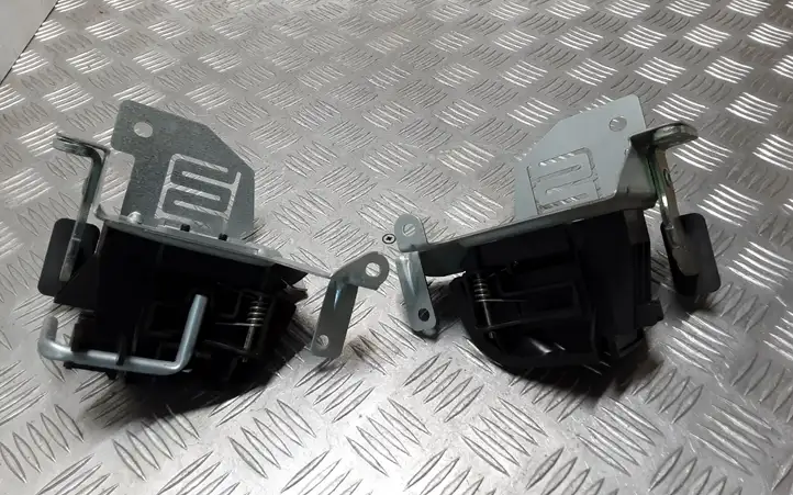 BMW 3 F30 F35 F31 (2012 - 2018) 7268029 Держатель шторки — фото 4