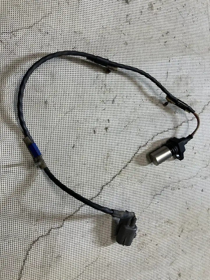 Toyota Land Cruiser (J120) (2002 - 2009) 9091905066 Датчик коленвала — фото 1