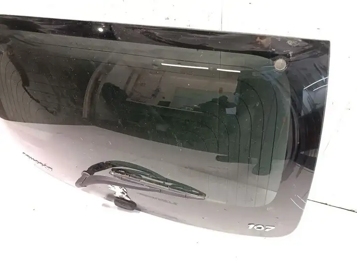 Peugeot 107 (2012 - 2015) Крышка багажника — фото 4