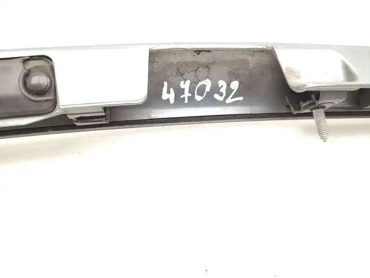 Toyota Avensis Verso (2004 - 2009) 05080-05070 Кнопка закрытия крышки багажника — фото 7