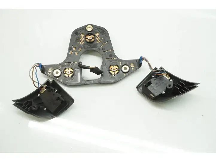 Opel Vectra C (2002 - 2005) 88119803 Кнопки на рулевом колесе — фото 3