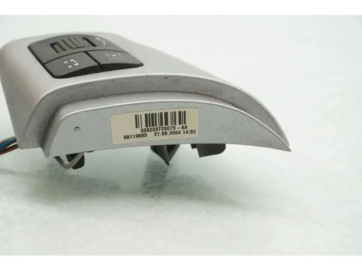 Opel Vectra C (2002 - 2005) 88119803 Кнопки на рулевом колесе — фото 4