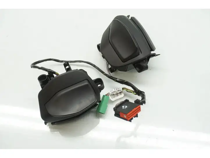 Ford C-MAX II (2010 - 2015) AM5T-14K147-DB Кнопки на рулевом колесе — фото 3