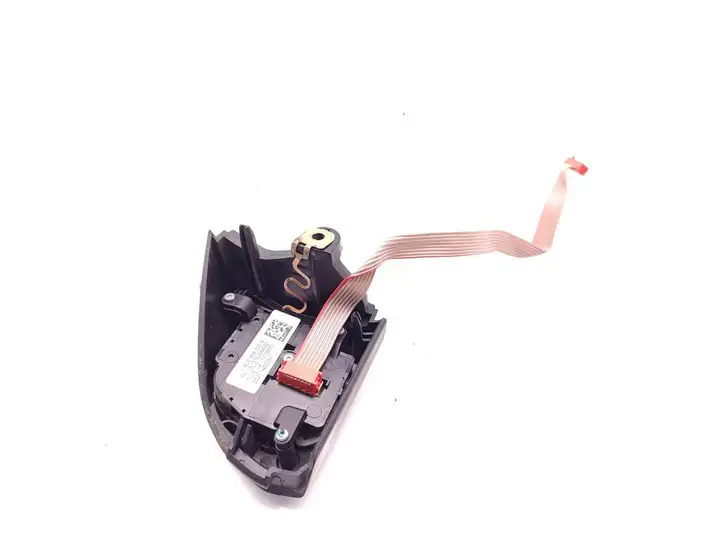 Volkswagen Touran II (2010 - 2016) 5C0959538B Кнопки на рулевом колесе — фото 4