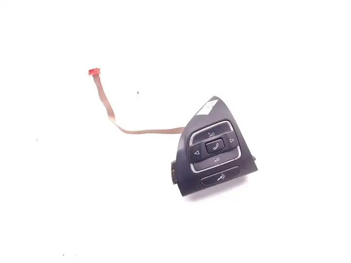Volkswagen Touran II (2010 - 2016) 5C0959537A Кнопки на рулевом колесе — фото 1