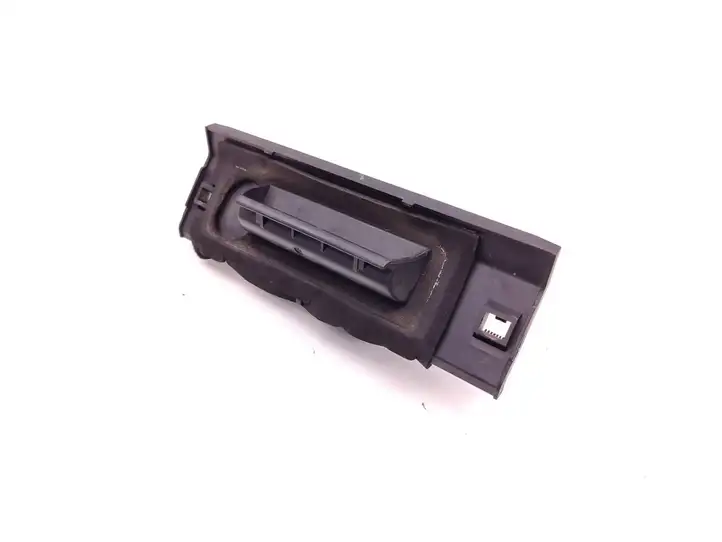 Peugeot 206 (1998 - 2012) N0501499 Кнопка закрытия крышки багажника — фото 2