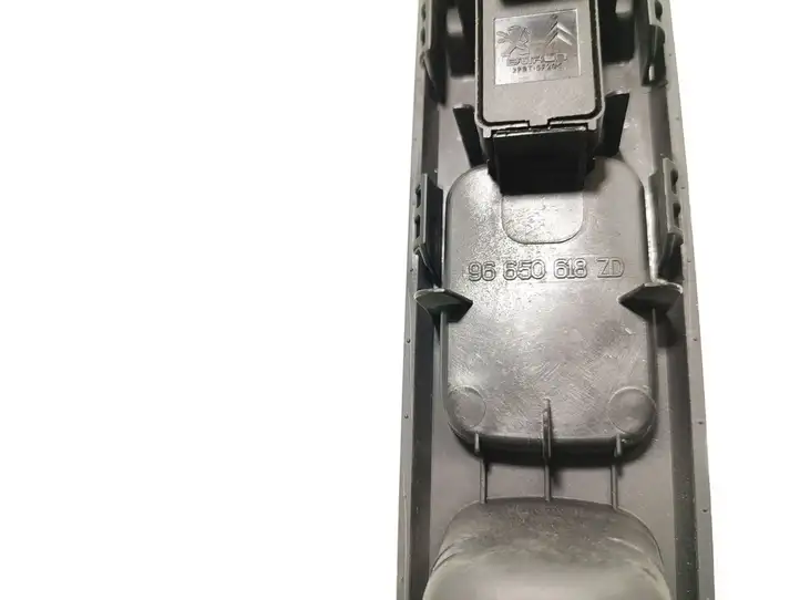 Peugeot 5008 (2009 - 2013) 96650618 Блок кнопок стеклоподъемников — фото 7