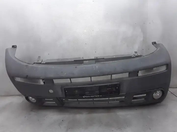 Opel Vivaro (2006 - 2014)   Передний бампер
