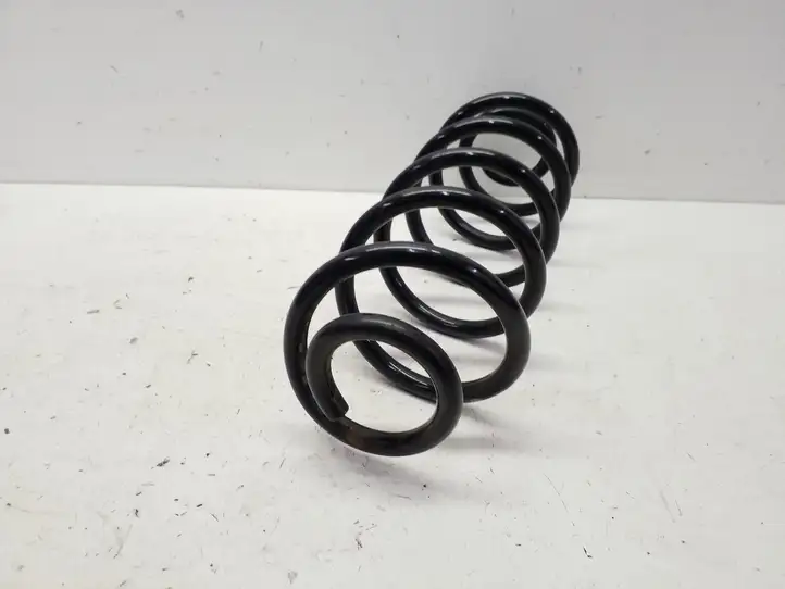Audi A6 (2011 - 2014)   Пружина
