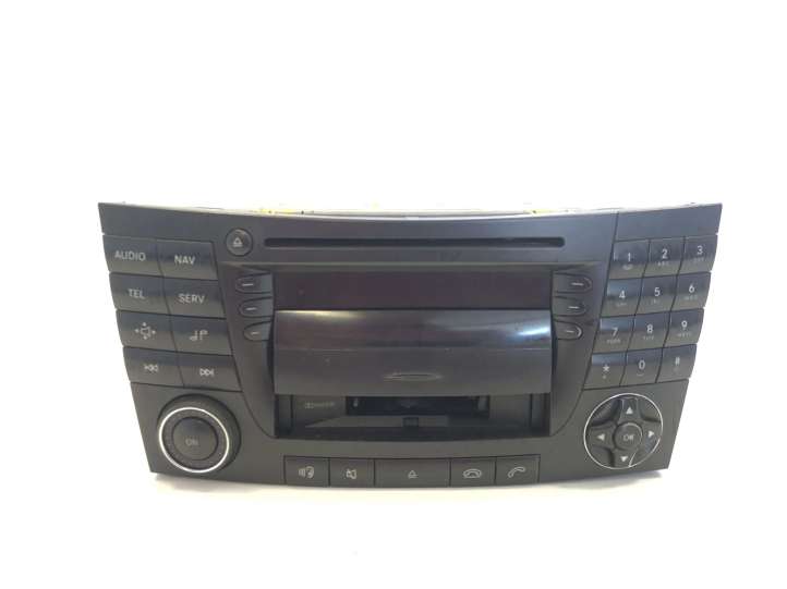 A2118273842 Mercedes-Benz E W211 Radija/ CD/DVD grotuvas/ navigacija