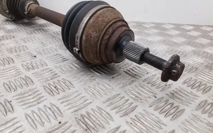 Volkswagen PASSAT B8 (2015 - )  1K0407283A Передняя полуось