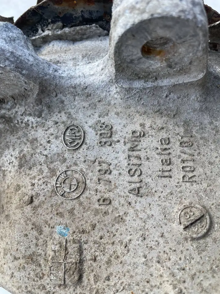 BMW 5 GT F07   6797308 Задний поворотный кулак (ступица, цапфа)