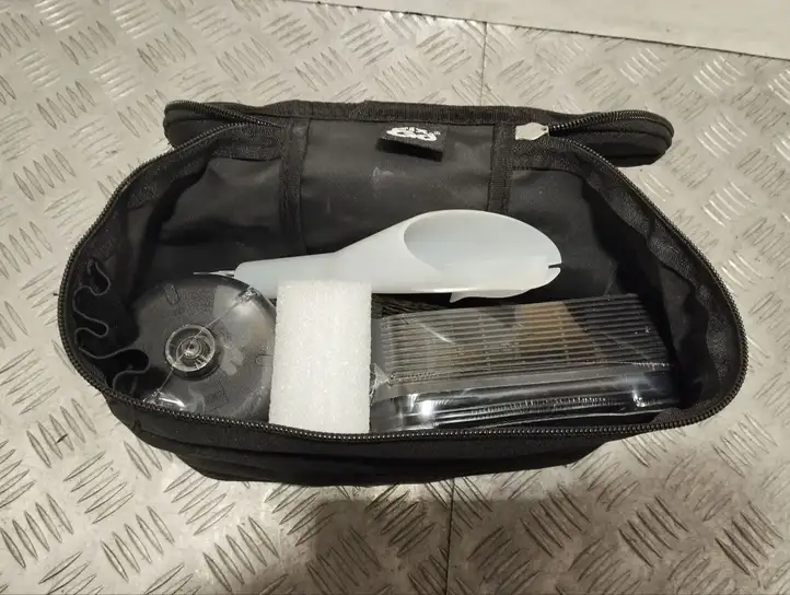 Aston Martin DB11    Ящик для вещей в багажник