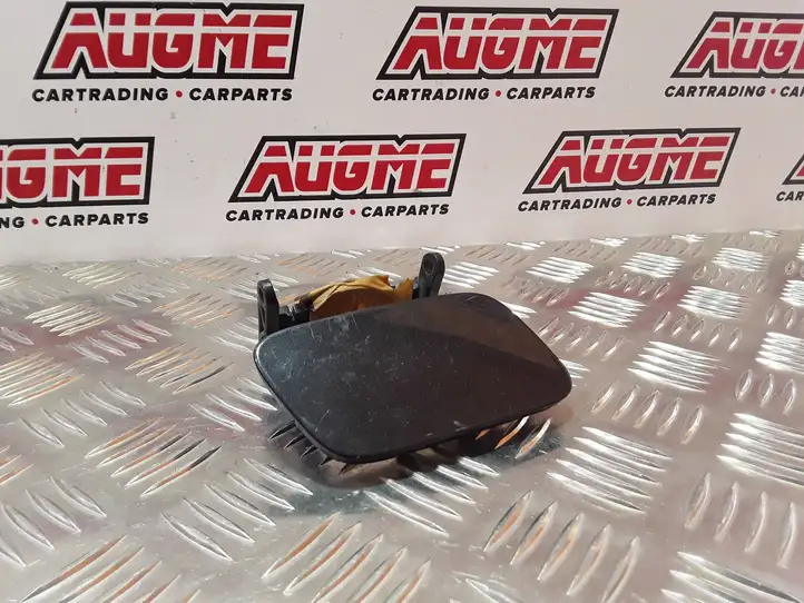 Audi A4   8K0955276A Крышка форсунки омывателя фары