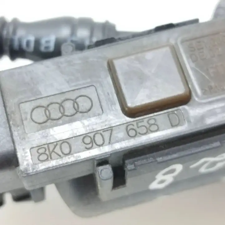Audi Q5 (2008 - 2012)  8K0907658D Главный цилиндр сцепления
