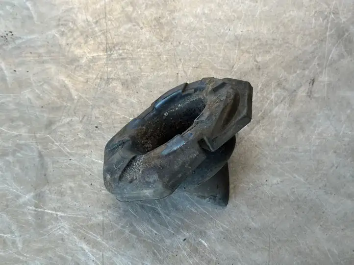 Renault Kadjar (2015 - 2018)  550324EA0A Резиновая опора пружины