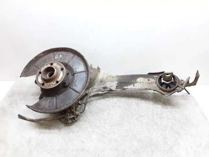 Volvo V70 (2007 - 2013)   Задний поворотный кулак (ступица, цапфа)