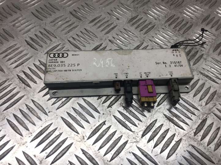 8E9035225P Audi A4 S4 B7 8E 8H Antenos stiprintuvas