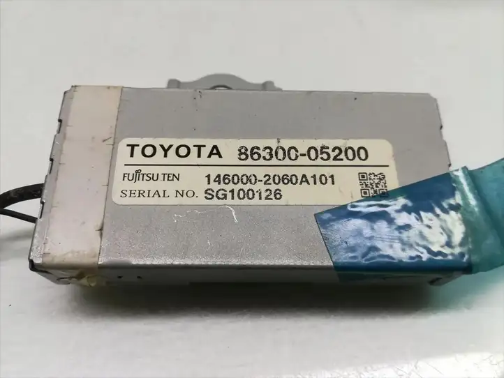 Toyota Avensis T270 (2009 - 2012) 86300-05200 Усилитель антенны — фото 4