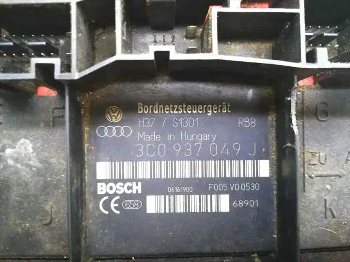 Volkswagen PASSAT B6 (2005 - 2010) 3C0937049J Модуль комфорта — фото 5
