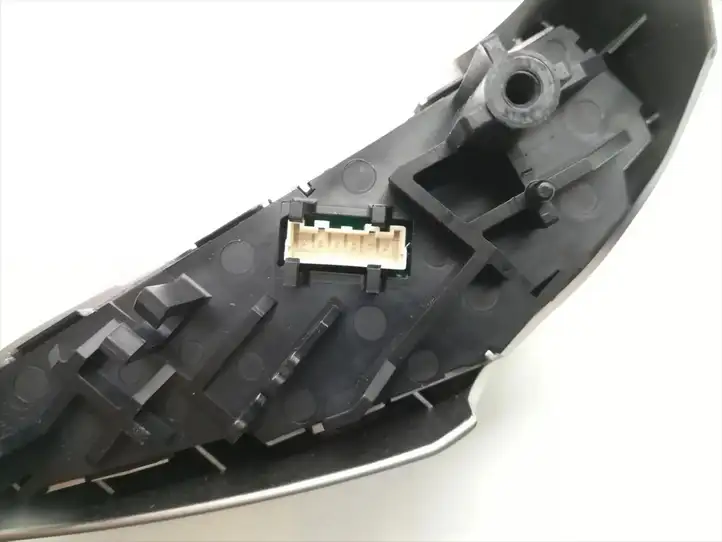 Nissan Note (E12) (2014 - 2018) 13X31MN Кнопки на рулевом колесе — фото 2
