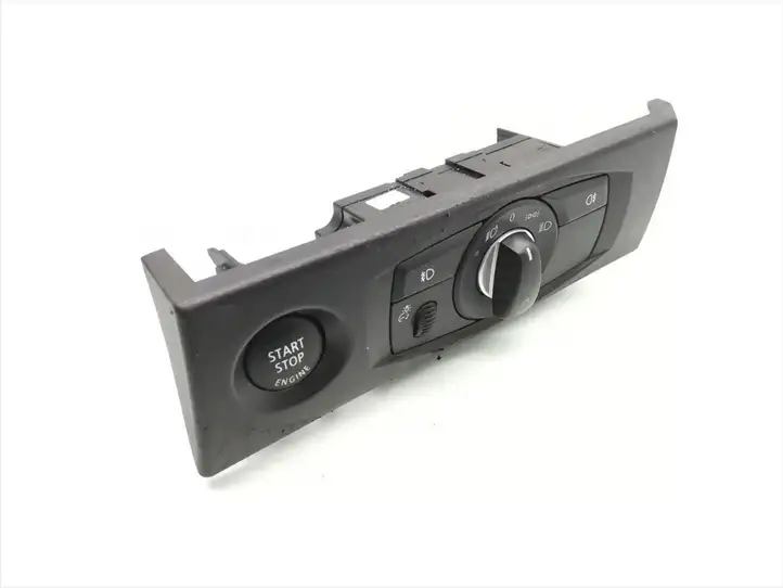 BMW 5 E60 E61 (2004 - 2010) 6988554 Включатель фонарей — фото 1