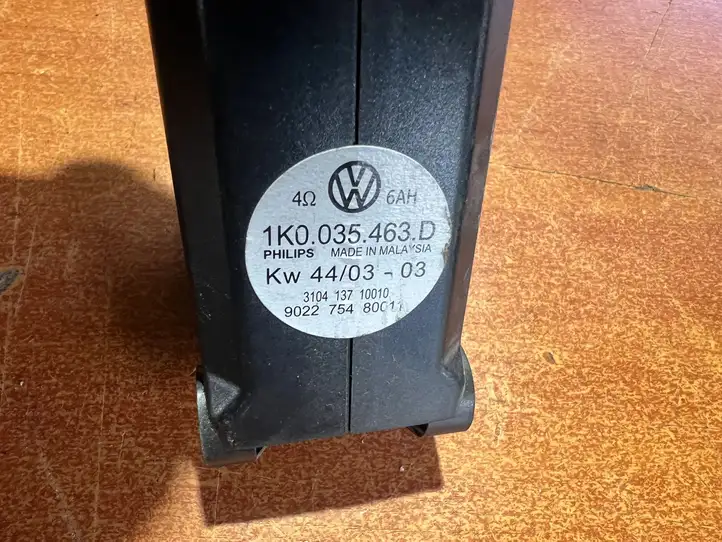 Volkswagen Golf V (2003 - 2009) 1K0035463D Усилитель звука — фото 2