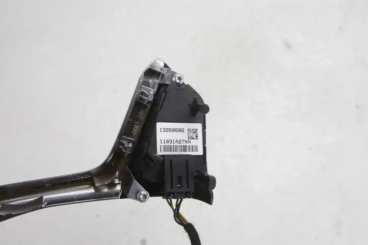 Opel Astra J (2009 - 2012) 13352971 Кнопки на рулевом колесе — фото 10