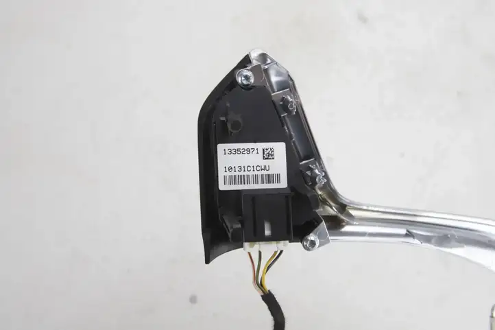 Opel Astra J (2009 - 2012) 13352971 Кнопки на рулевом колесе — фото 11