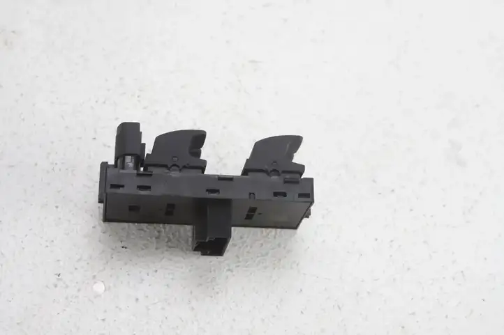 Volkswagen Golf VII (2013 - 2019) 5G0959857B Блок кнопок стеклоподъемников — фото 5