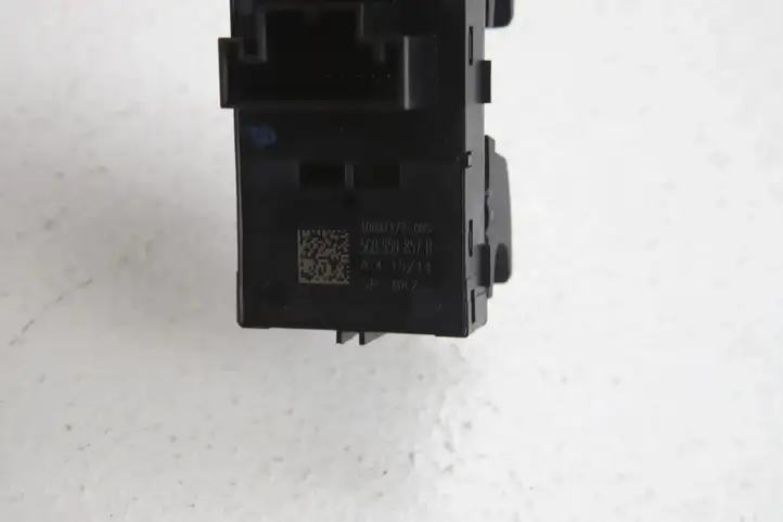 Volkswagen Golf VII (2013 - 2019) 5G0959857B Блок кнопок стеклоподъемников — фото 8