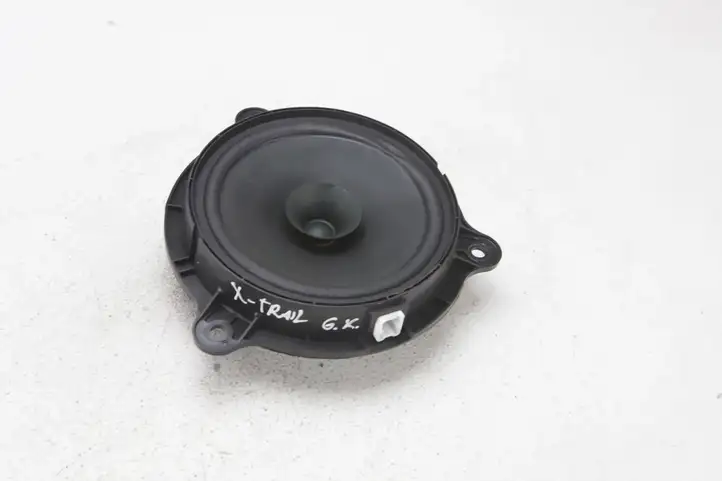 Nissan X-Trail T32 (2014 - 2021) 28156-3SG0A Динамики задних дверей — фото 1