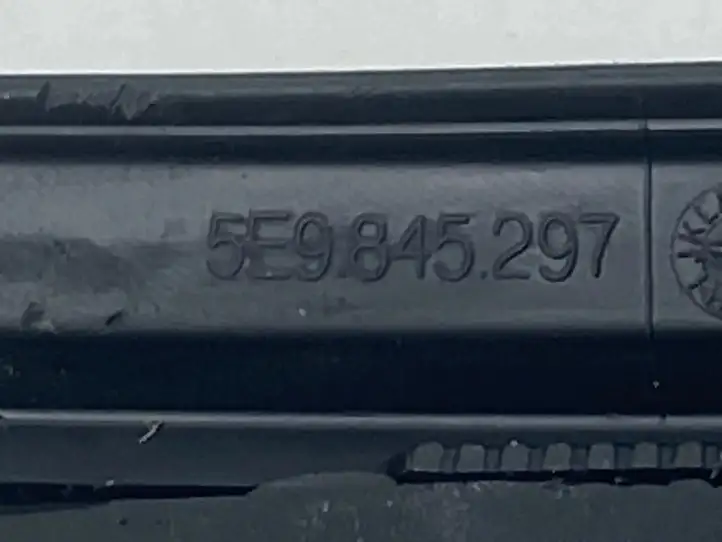 Skoda Octavia Mk3 (5E) (2013 - 2019) 5E9845297 Заднее боковое стекло — фото 5