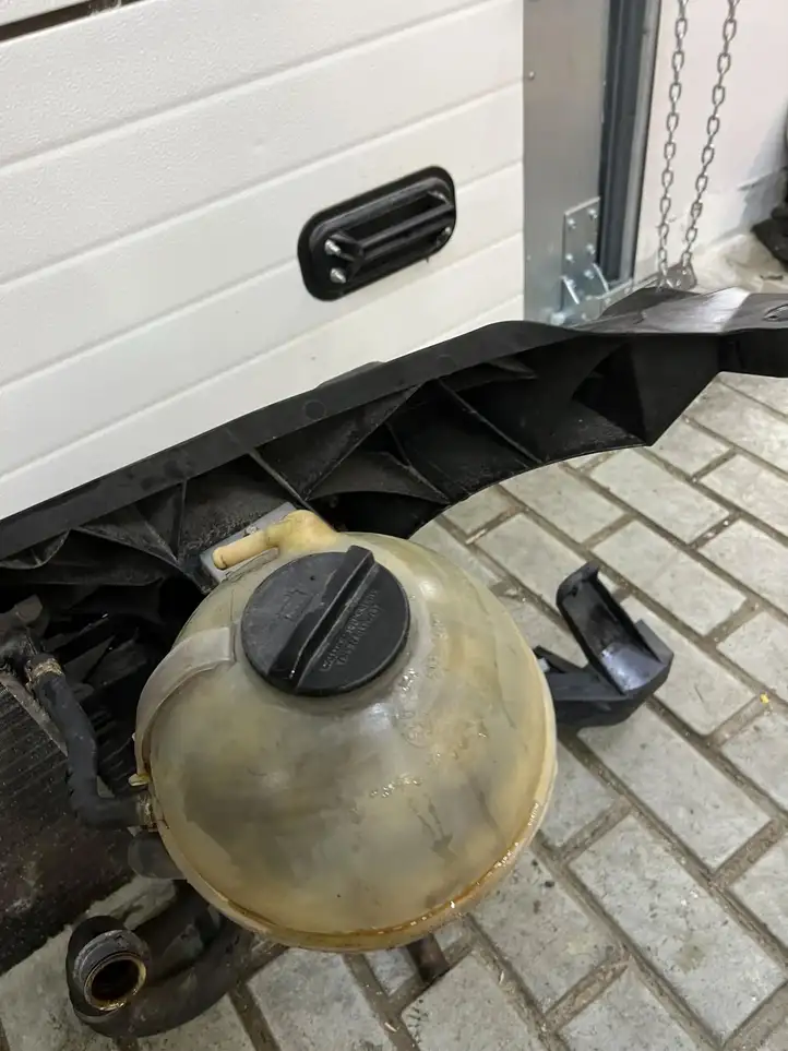 Mercedes-Benz Sprinter W906 (2006 - 2018) A9065000002 Панель радиаторов двигателя — фото 9