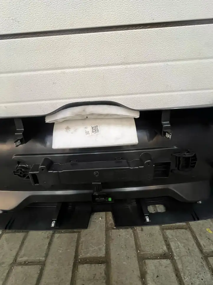 Volvo XC40 (2017 - ) 30747056 Задняя боковая обшивка салона — фото 9
