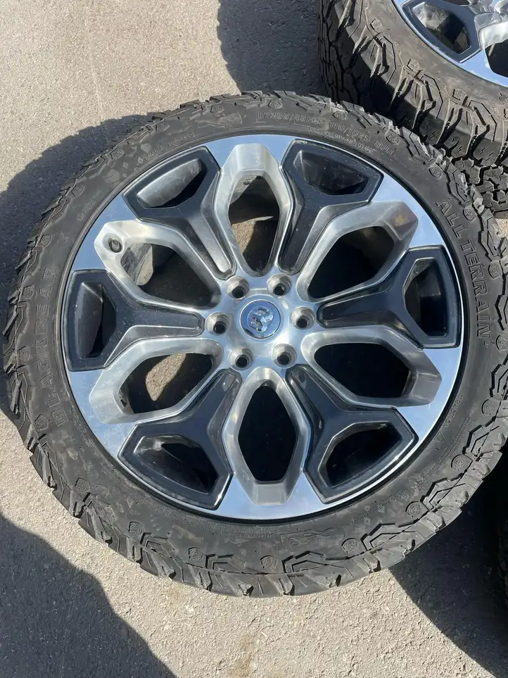 Dodge Ram (2018 - ) 5YD62TRMAB Легкосплавный колесный диск R22 — фото 6