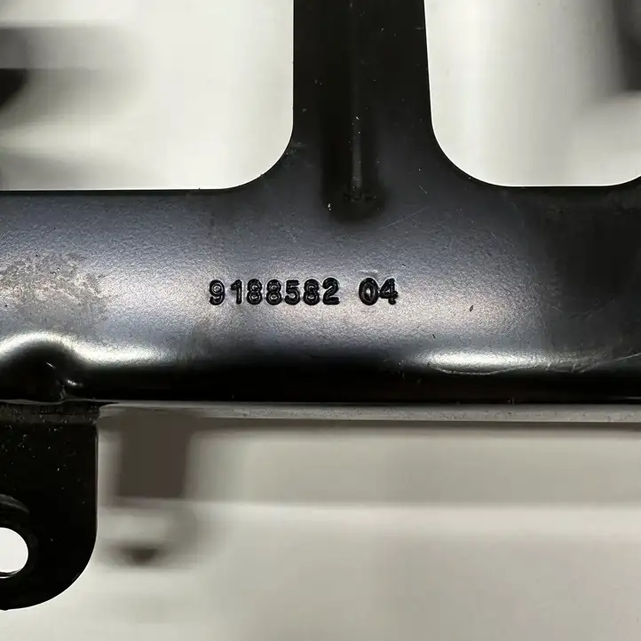 BMW X3 F25 (2010 - 2017) 9188582 Кронштейн усилителя звука — фото 4