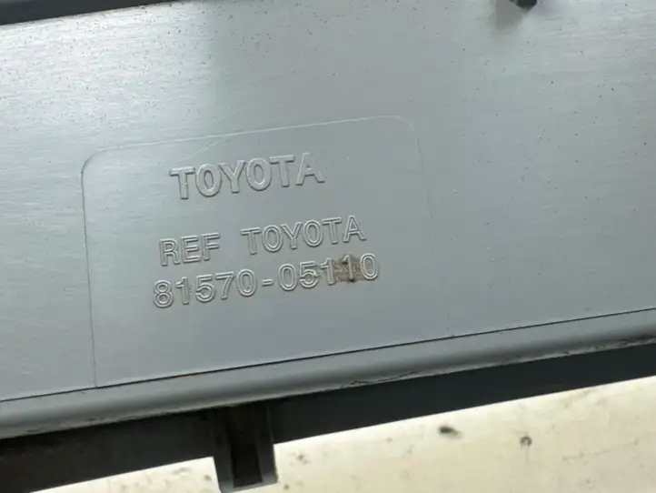 Toyota Avensis T270 (2009 - 2012) 8157005110 Дополнительный стоп фонарь — фото 5
