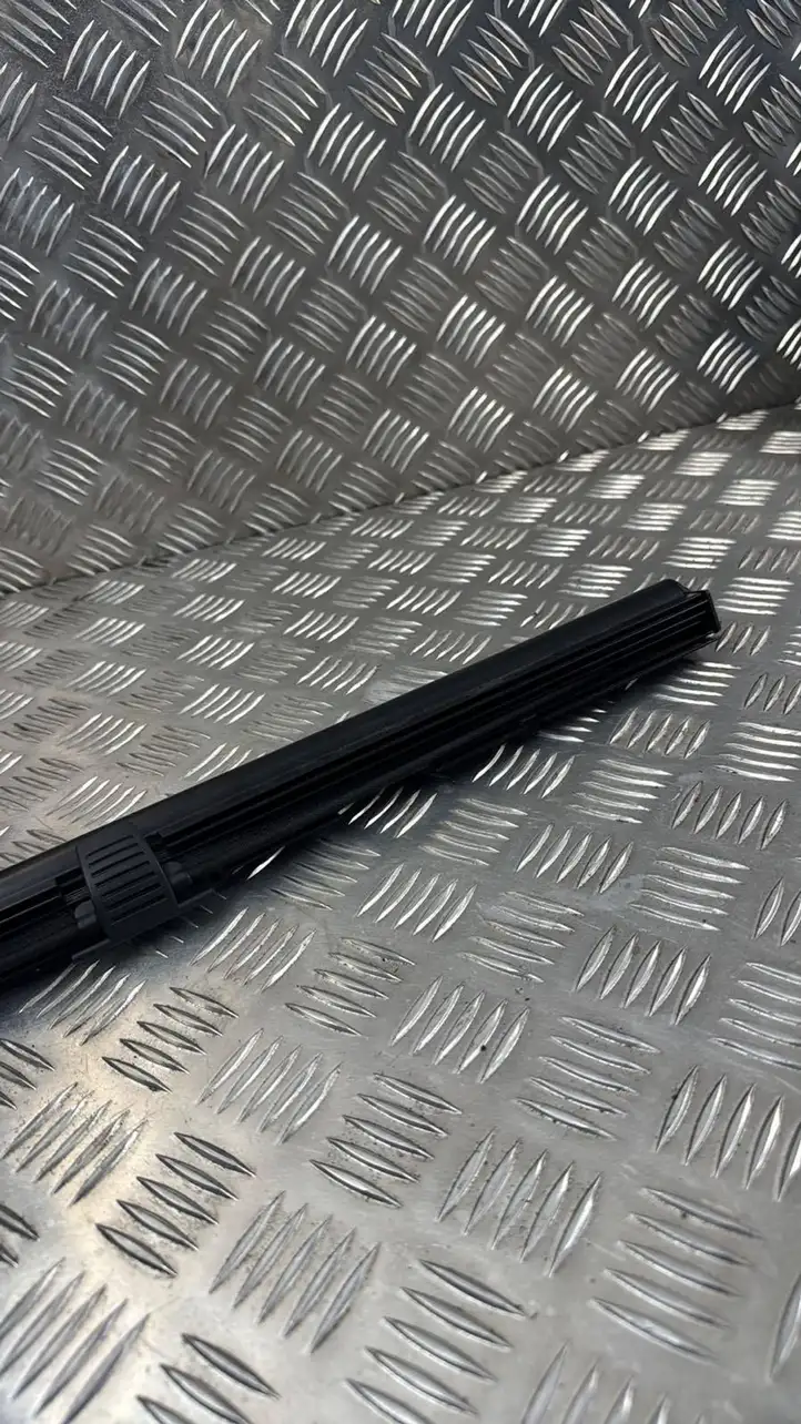 Audi A6 C7 (2011 - 2014) 4G5861333A Солнцезащитная шторка заднего бокового окна — фото 4