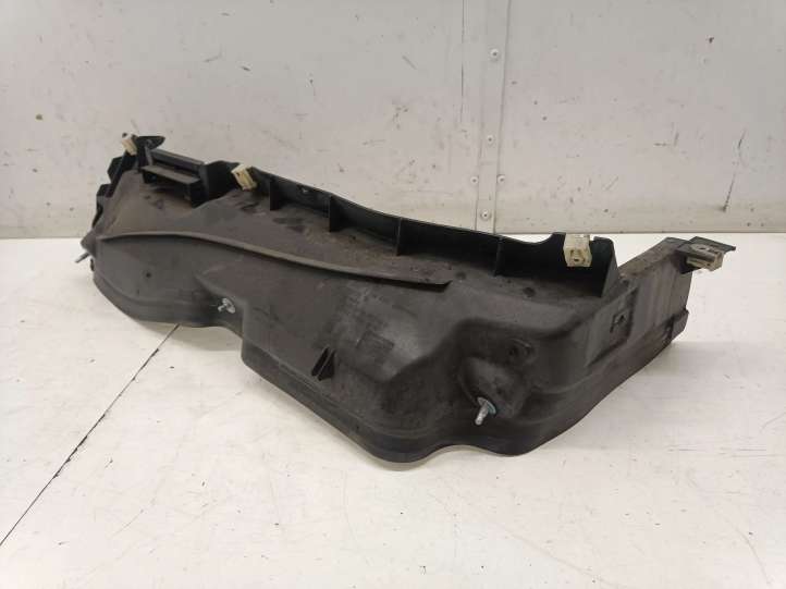 7290813 BMW 2 F46 Kita variklio skyriaus detalė