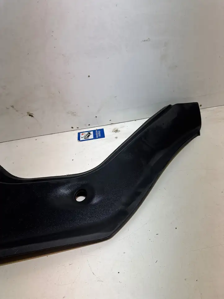 Tesla Model S (2012 - 2016) 100632800E Обшивка бардачка — фото 3