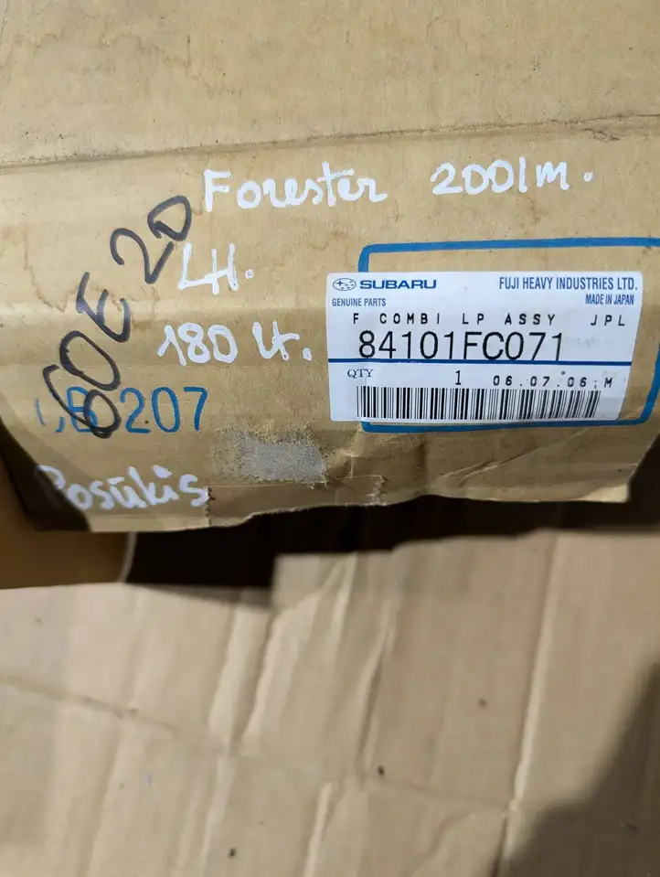 Subaru Forester SF (2000 - 2003) 84101FC071 Указатель поворота передний — фото 3