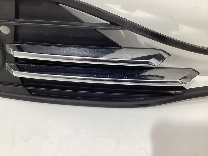 BMW 4 F32 F33 (2013 - 2017) 51117309622 Не заводская (дополнительная) противотуманная фара — фото 3