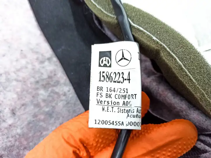 Mercedes-Benz R W251 (2005 - 2013) A2519109347 Нижняя часть сиденья водителя — фото 5